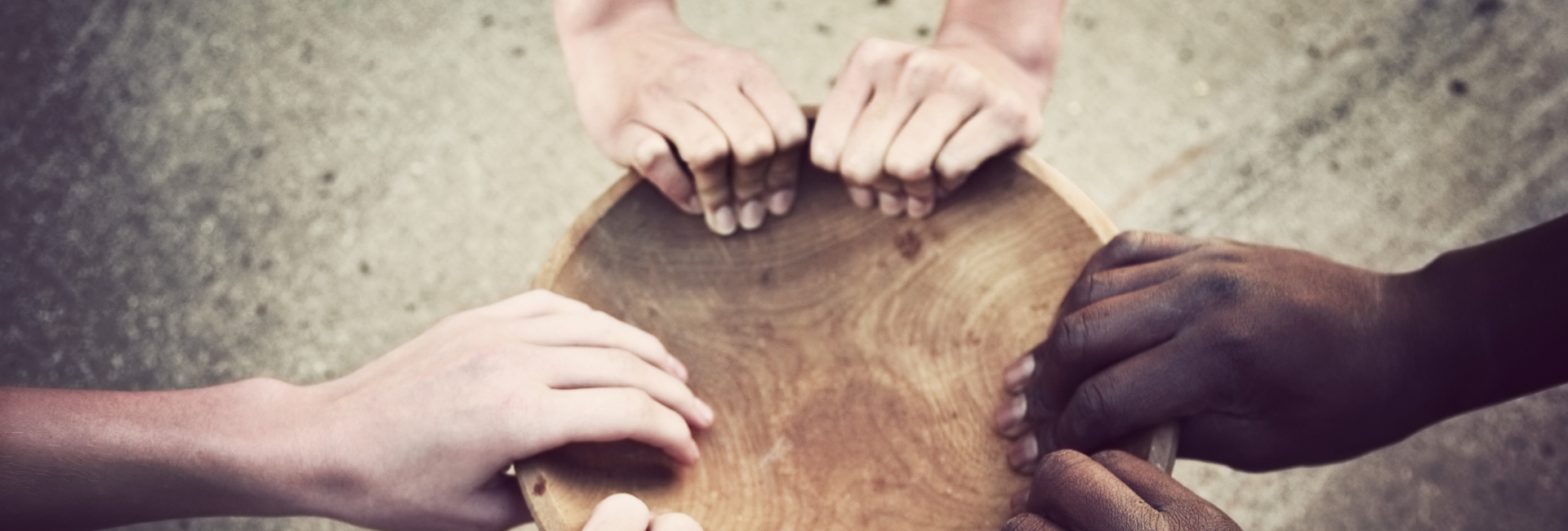 El “Premi Dermatologia Solidaria” recolzat per Laboratorios Viñas recau en un projecte per a pacients amb lepra a Malawi