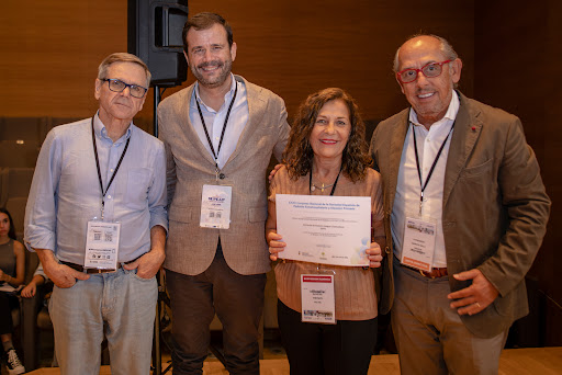 Laboratorios Viñas patrocina el Premio Ayuda Solidaria de la Fundación Prandi 2022 que recae en un proyecto para mejorar la nutrición de familias con extrema pobreza en Ecuador