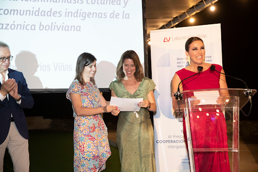 El premio “Dermatología solidaria” patrocinado por Laboratorios Viñas recae en un proyecto de control y prevención de la leishmaniasis cutánea en Bolivia